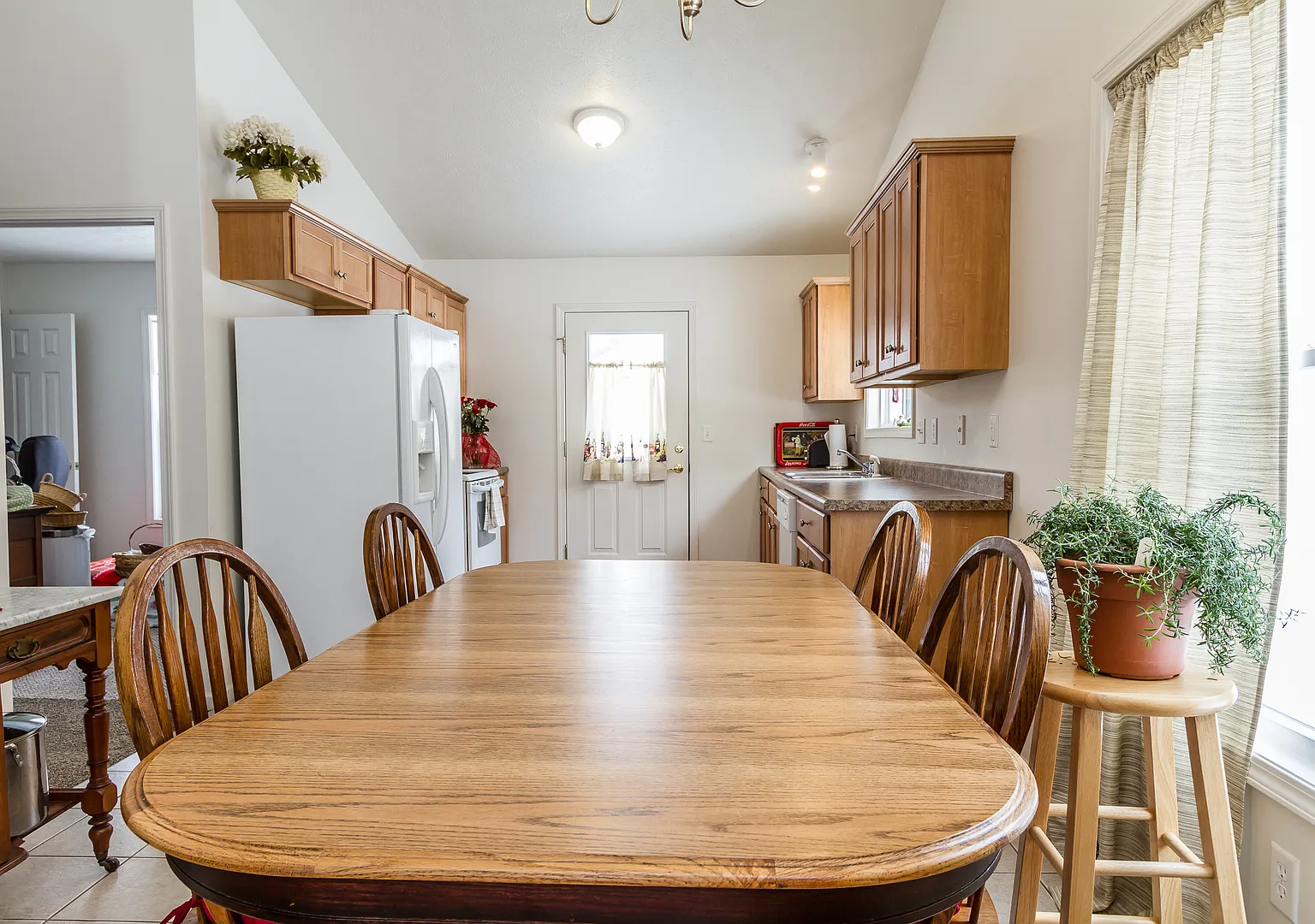King's Crossing 2 Br Ranch — Photo 3