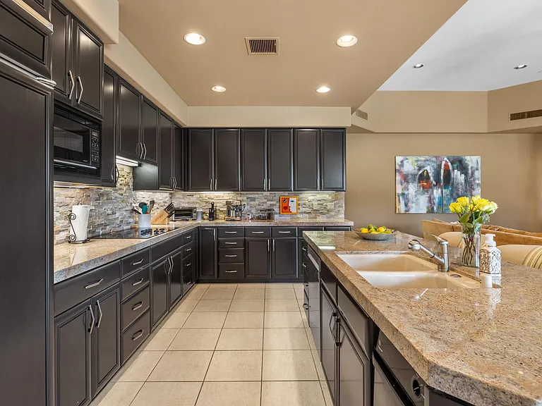 50445 Mountain Shadows Rd — Photo 32