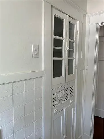 3806 Johnson St #UPPER — Photo 11