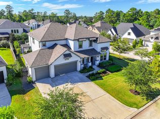 11 Kalmia Br, The Woodlands, TX 77375