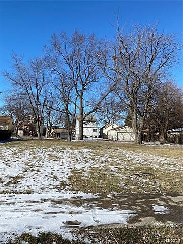 2nd image of 1624 Austin Ave