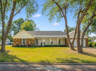 1497 Poplar Estates Pkwy, Germantown, TN 38138