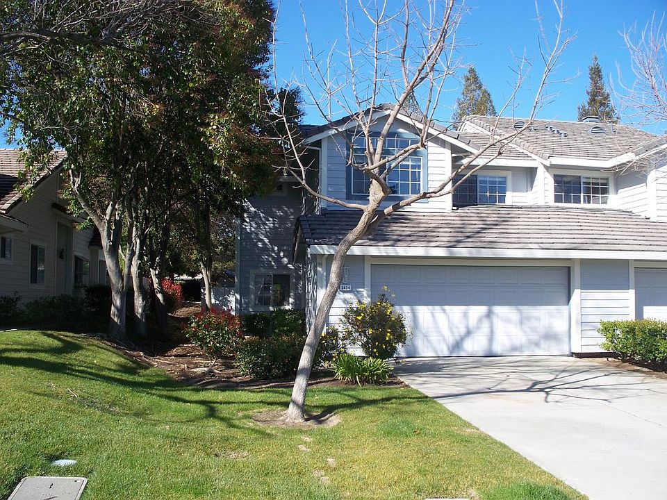 street view across from pool