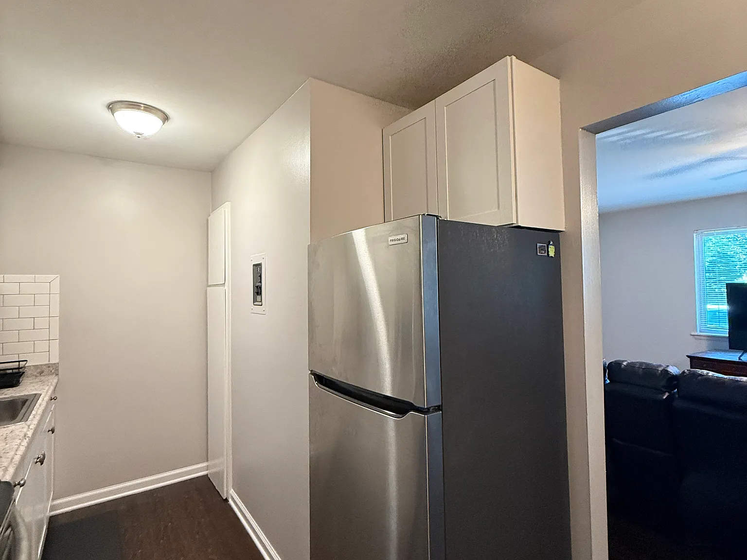 1 bed, 627 sqft, $1,100 — Photo 3