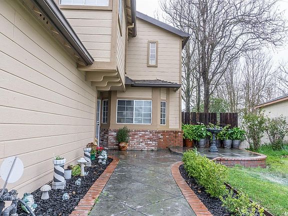 4th image of 4850 Wind Creek Dr