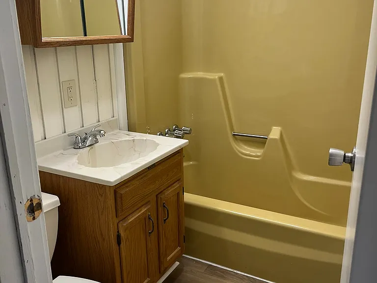 548 Mountain Rd — Photo 14