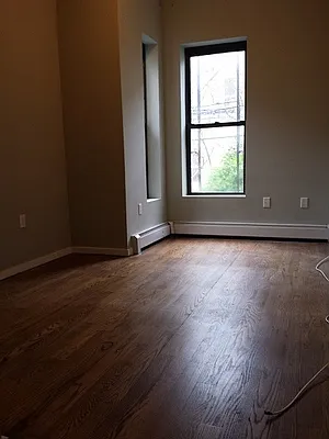 Rented by Rental Solutions Inc | media 25