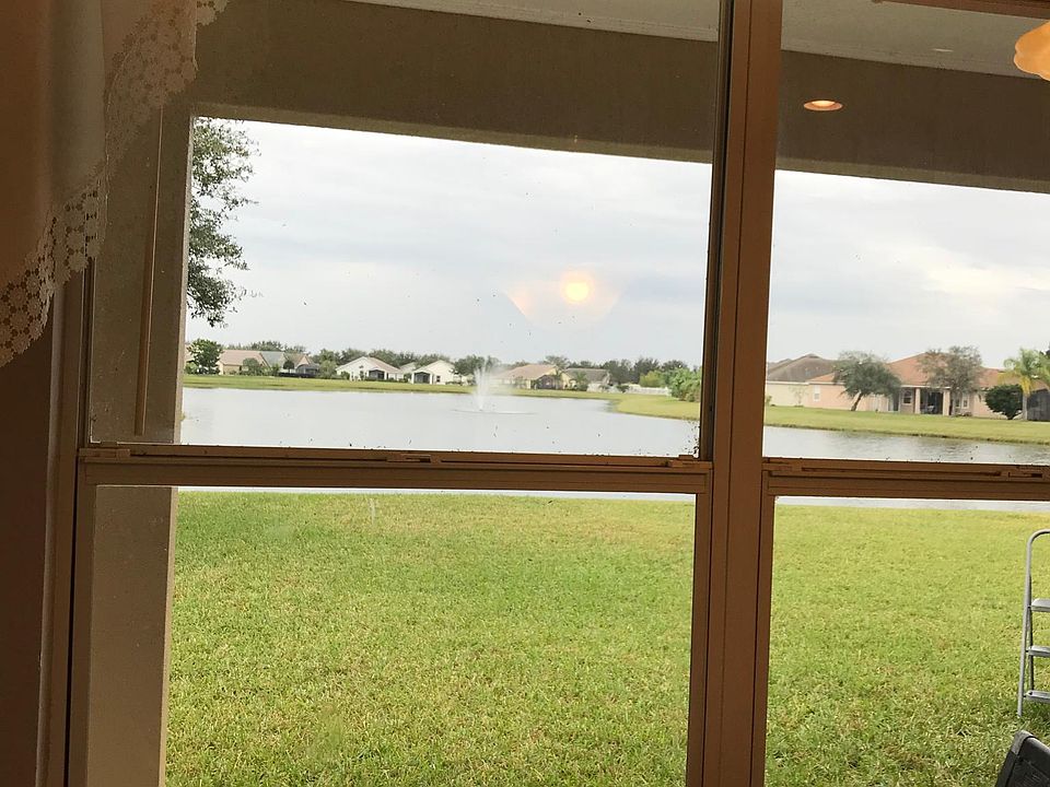 2nd image of 2901 Conner Ln