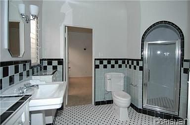5th image of 7939 W 4th St