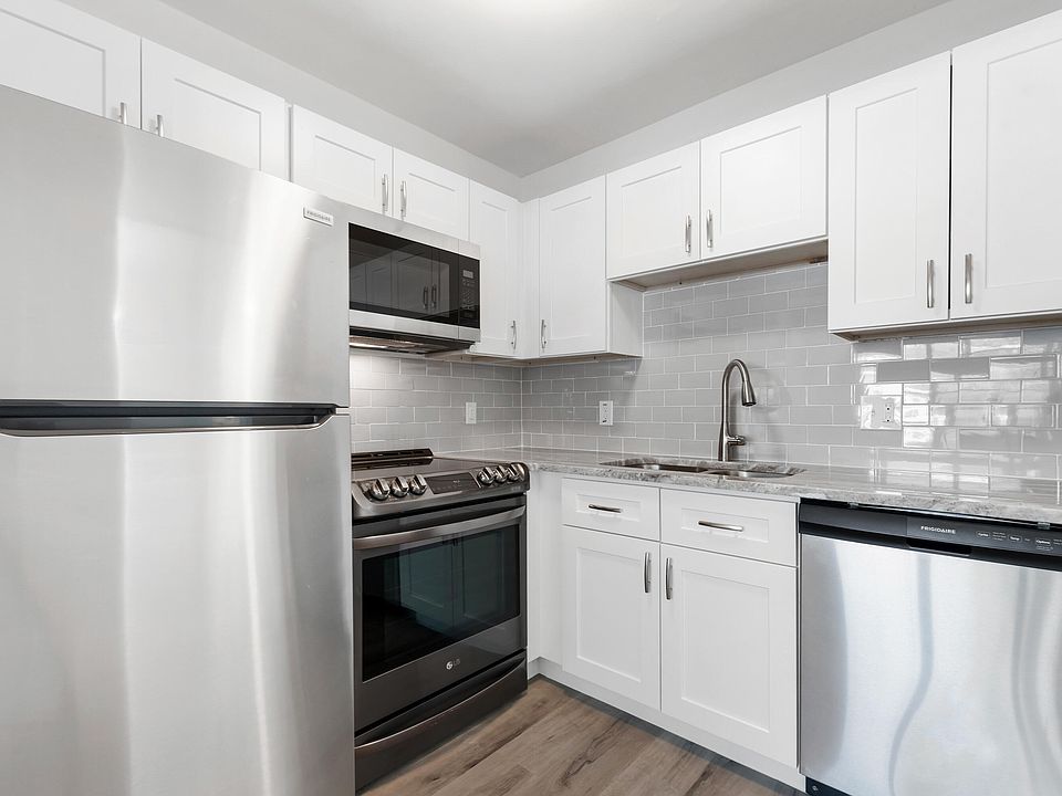 1st image of 142 Ventnor Drive #I