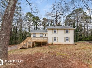 4932 Wycliffe Dr, Stone Mountain, GA