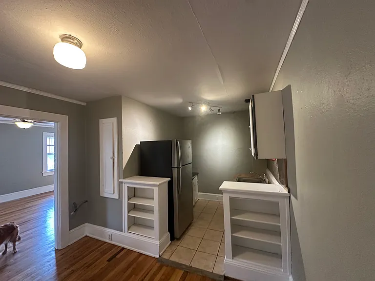 152 Walnut St #6 — Photo 6