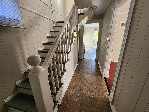 4th image of 2248 Campbell Ave