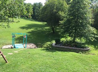 395 W Overton Rd, Scottdale, PA 15683