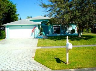 915 Summerfield Dr, Naples, FL 34120