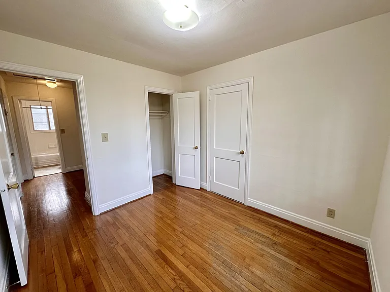 502 Elmhurst Rd — Photo 13