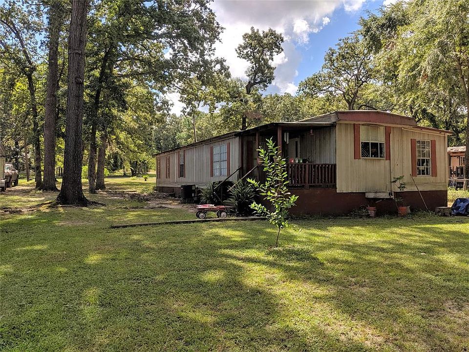 1st image of 111 Lakeside Dr