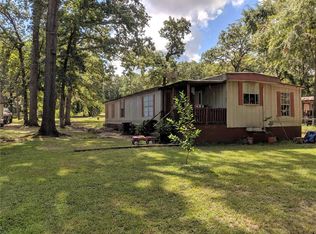 111 Lakeside Dr, Huntsville, TX 77320