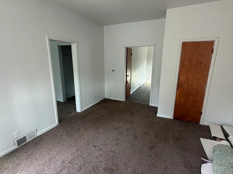 460 E 24th St #1 — Photo 3