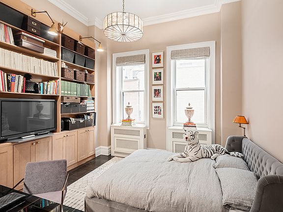 2nd image of 29 E 64th St #1C