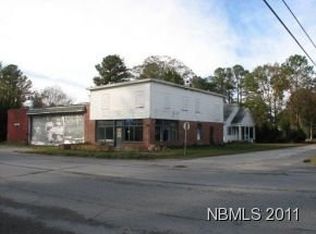 1702 Trent Blvd, New Bern, NC 28560