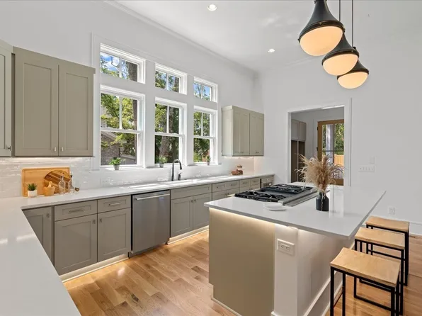 1707 Hillmont Dr, Nashville, TN 37215