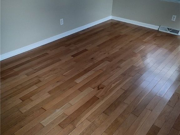4th image of 2341 E 35th St