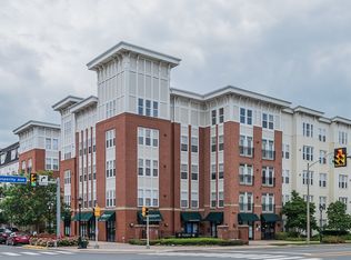 2655 Prosperity Ave APT 438, Fairfax, VA 22031