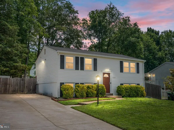 13713 Mayfair Ct, Woodbridge, VA 22193