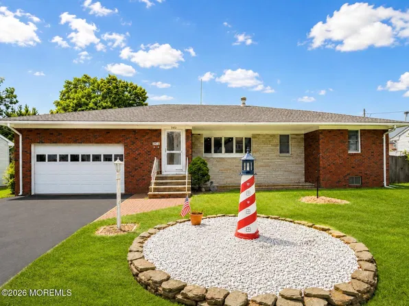 2412 Hemlock Lane, Point Pleasant, NJ 08742