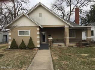 1023 S Moffet Ave, Joplin, MO 64801