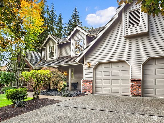 2nd image of 1915 142nd Street SE