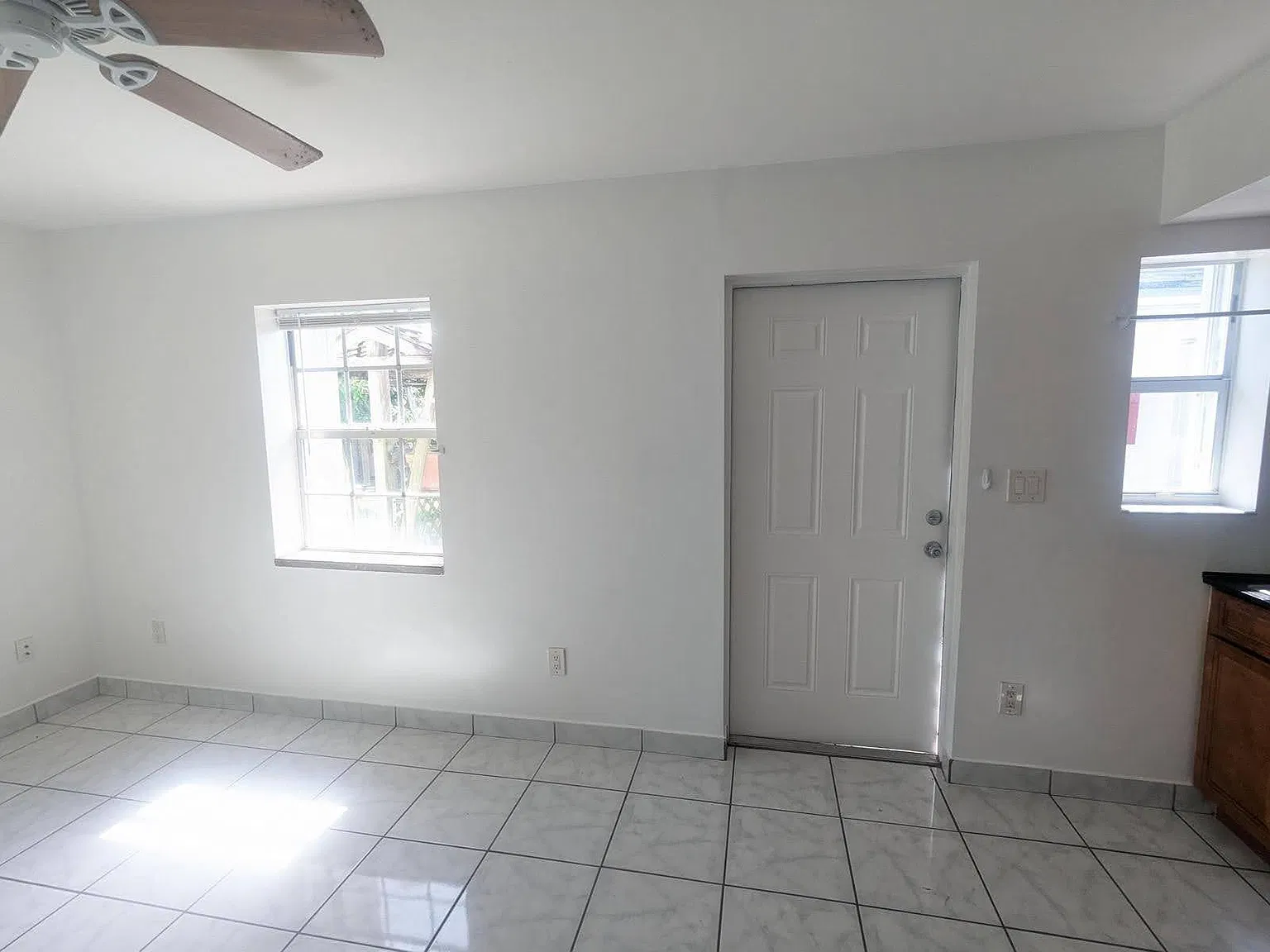 1 bed, 1.0 bath, 500 sqft, $1,295 — Photo 3