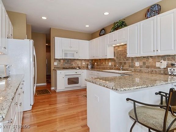 4th image of 2018 Roaring Creek Dr