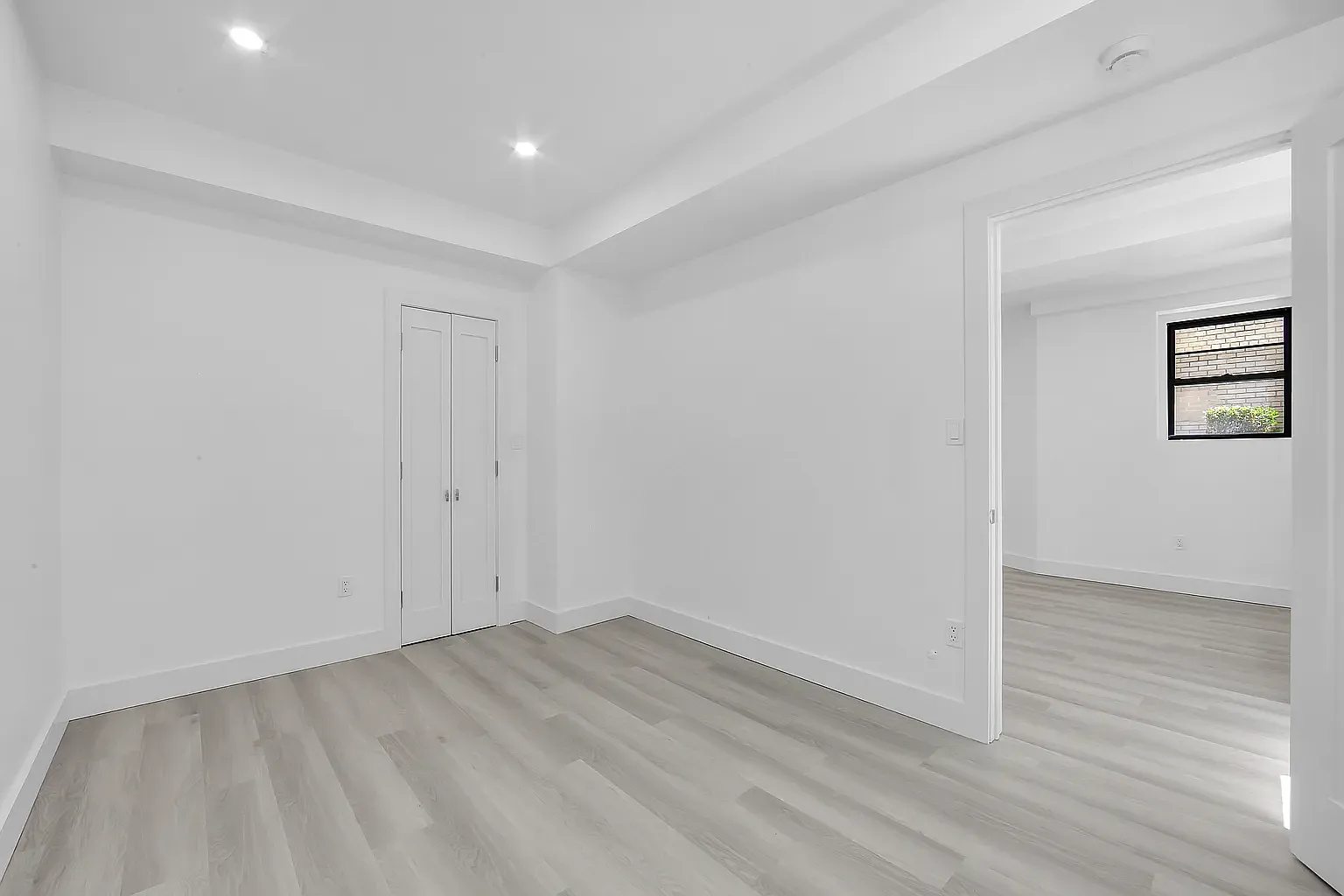 157 East 18th Street — Photo 4