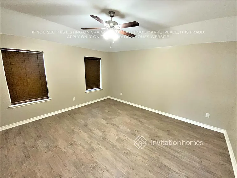 913 Sycamore St — Photo 5