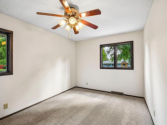 4th image of 10645 Xerxes Ave S