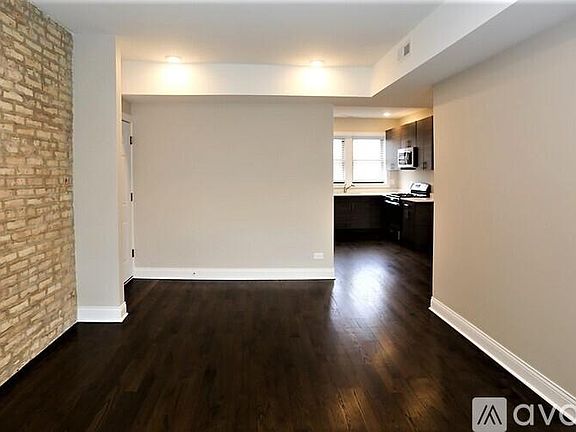 4th image of 2228 N Sawyer Ave APT 3E