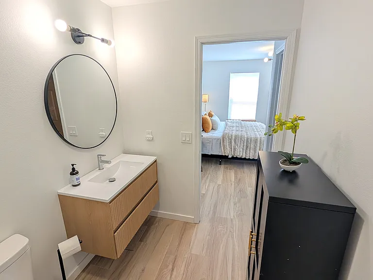 697 Meagher Ave — Photo 15
