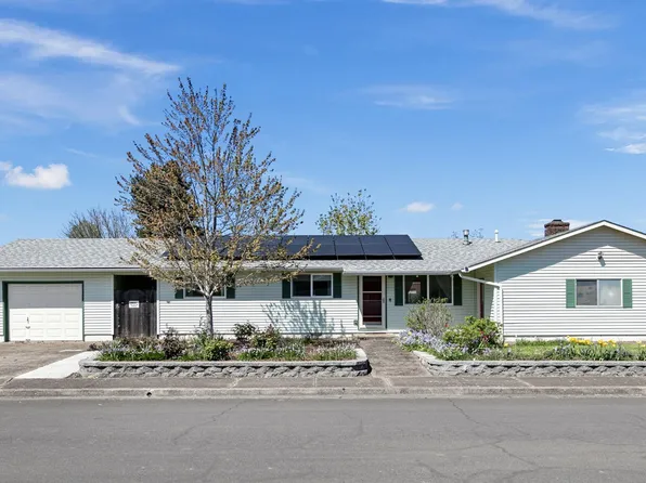 341 Boden St, Junction City, OR 97448