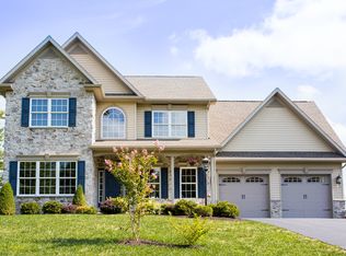 7060 Blue Ridge Ave, Harrisburg, PA 17112