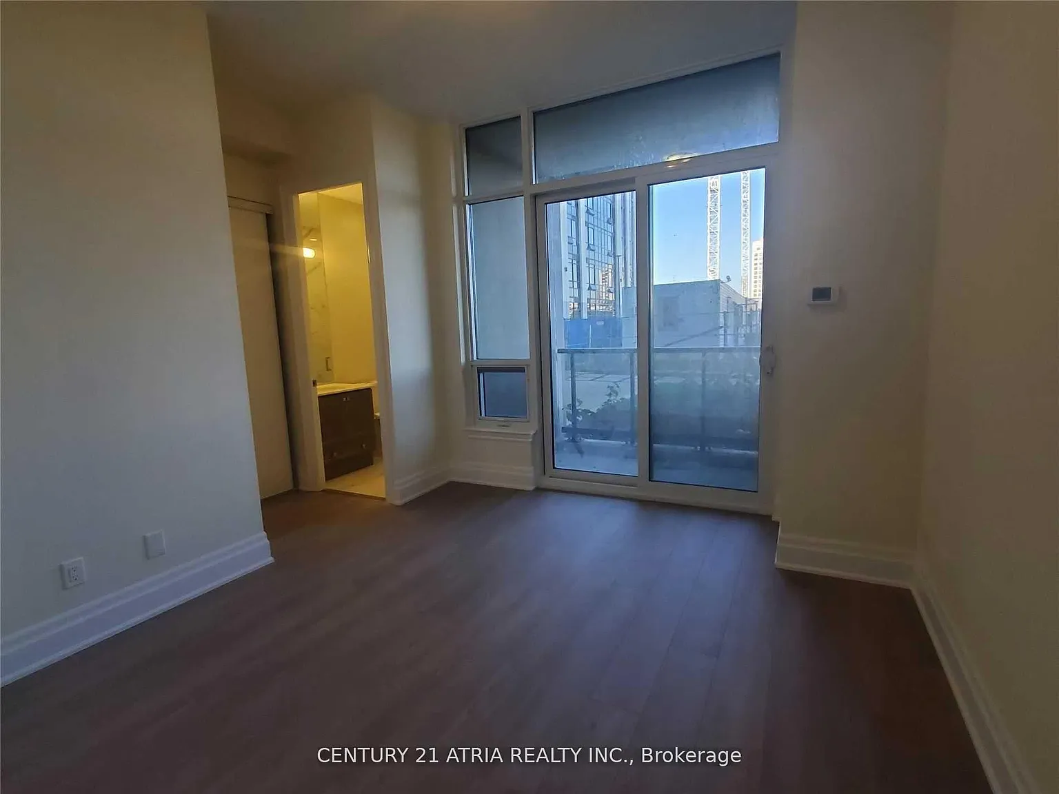 3 bed, $2,950 — Photo 3
