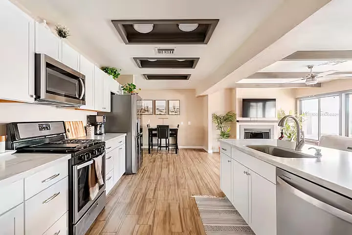 1104 E Campus Dr — Photo 33