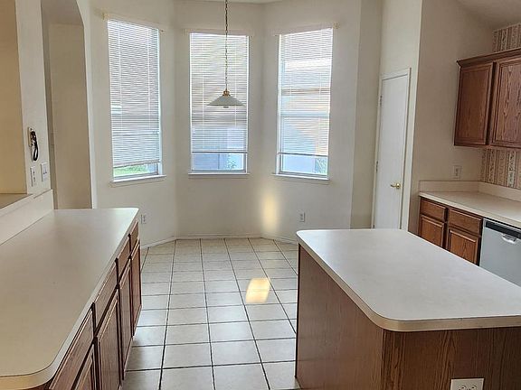 3rd image of 7709 Danuers Ln