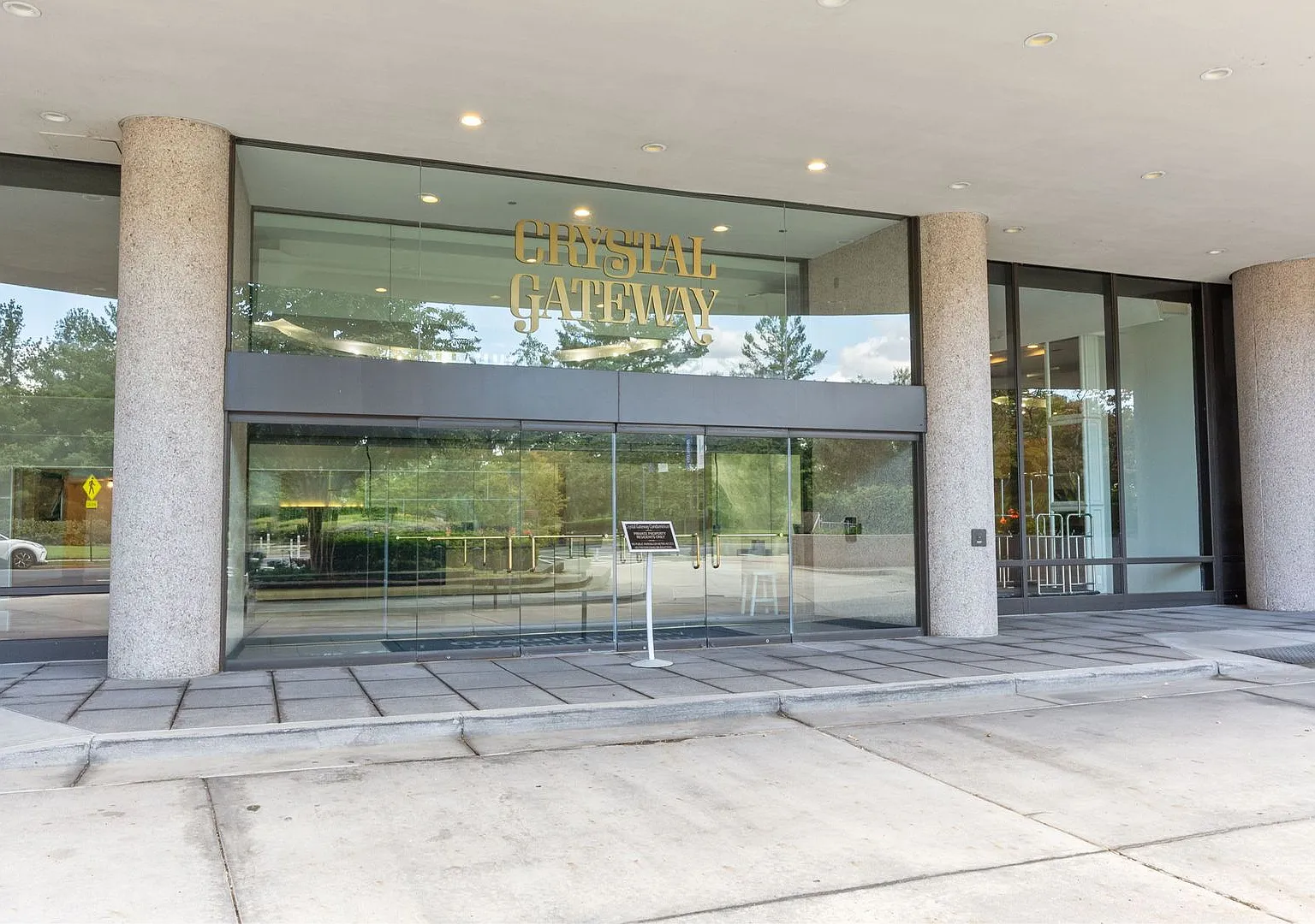 Modern Condo with River and City Views! — Photo 2