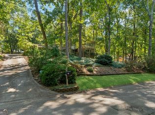 221 Shady Ln SW, Mableton, GA 30126