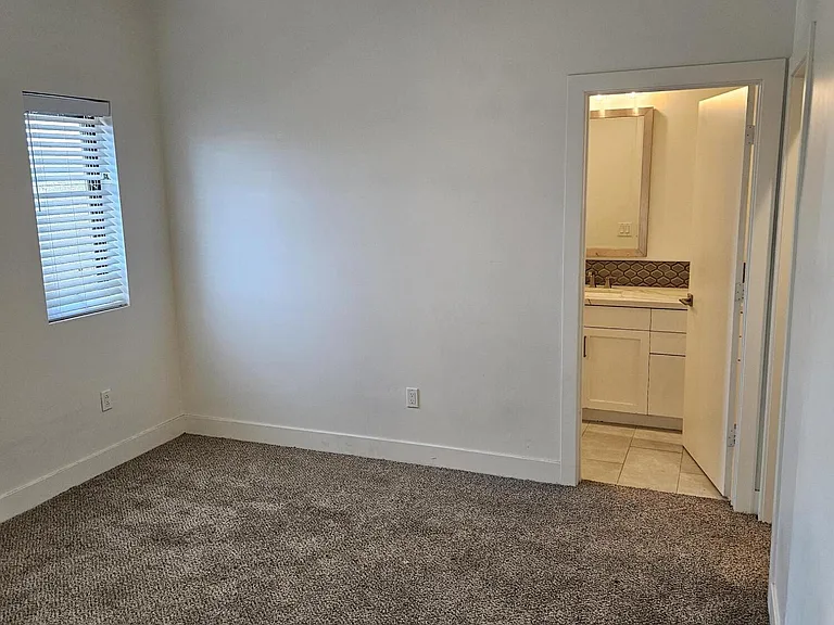 259 S Roosevelt St — Photo 24