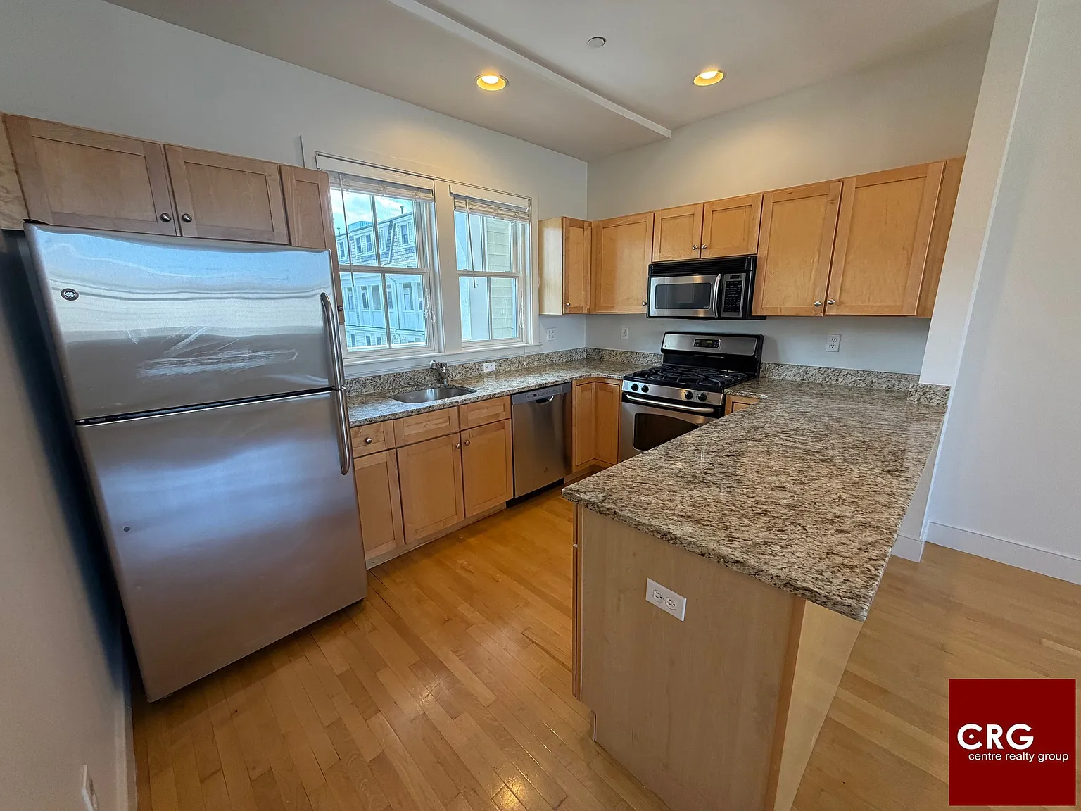 2 bed, 2.5 bath, $4,083 — Photo 1
