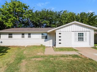 516 Elizabeth Ln, Mansfield, TX 76063
