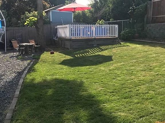 3rd image of 453 Teakwood Dr